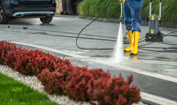 Best Roof Power Washing Services  in El Valle De Arroyo Seco, NM