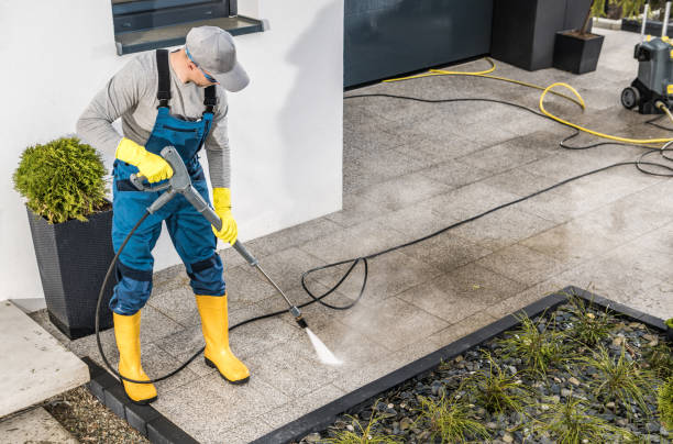 Why Choose Our Certified Pressure Washing Experts for Your Project Needs in El Valle De Arroyo Seco, NM?